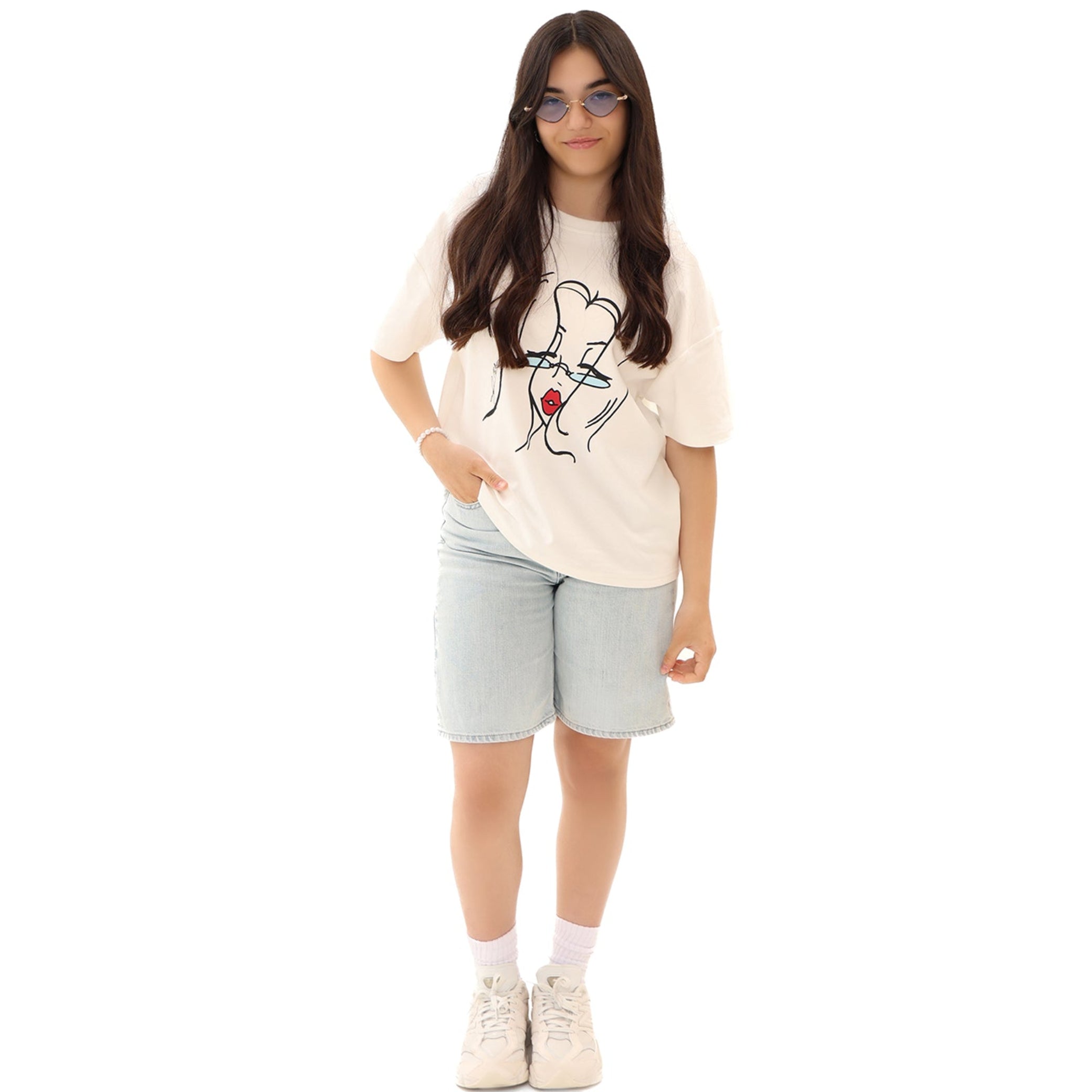 Rouge Line Tee by Elza